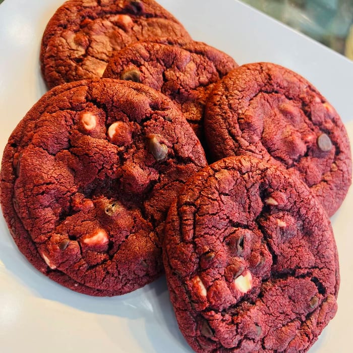 Red Velvet Cookie.